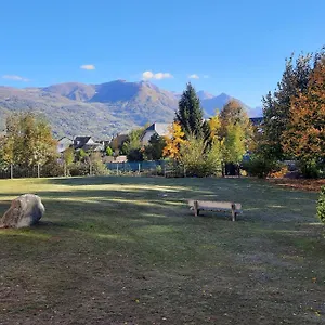 aux-quatre-saisons-du-cabaliros.midi-pyreneeshotels.com/